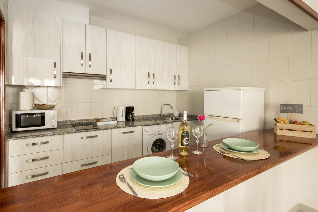 Apartamento Almirante Vv Arrecife  Extérieur photo